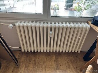 Litinové radiátory z bytu plně funkční