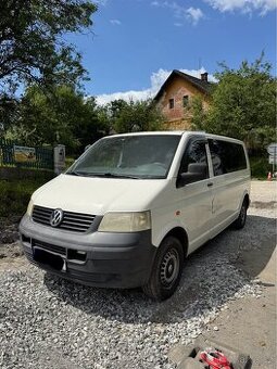 VW T5 Long, 8 míst, 2.5 TDi 96kw, Webasto