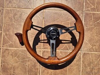 Volant + radicka Mercedes w123