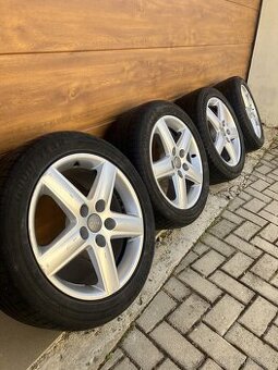 Alu kola Audi 225/50 R17 Letní