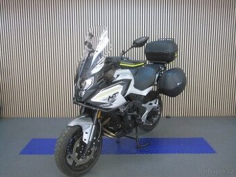 CFMOTO 700MT Premium