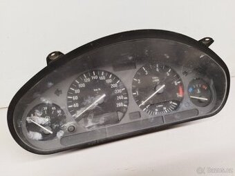 BMW E34 budíky