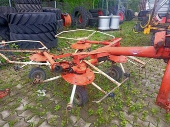 Obraceč sena Kuhn 5,2 m - 1
