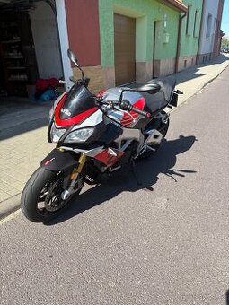 Aprilia tuono V4 1100rr