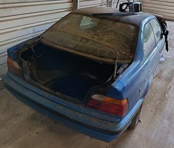 BMW e36 coupe