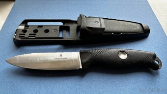 Nůž Victorinox Venture Pro Black (PC 3.400 Kč)