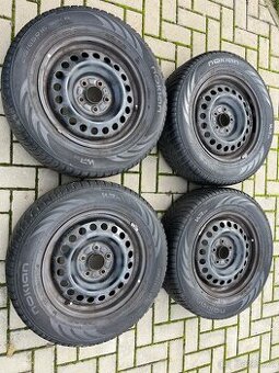 4x plechové disky 5x114 R16, zimní pneu 70%