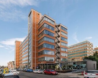 Pronájem kancelářských prostor v budově Max 32 – centrum Zlí - 1