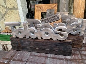 🌟 Exkluzivní ručně vyřezávané nápisy – unikátní vánoční 🎁