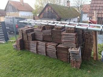 Střešní taška pálená dvoufalc