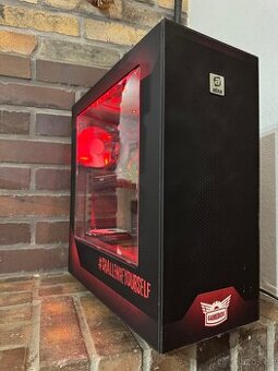 Herní PC i7-4770 / GTX 1080 8GB / 16GB RAM / SSD