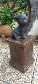 Zahradní dekorace- Soška Čivava 3