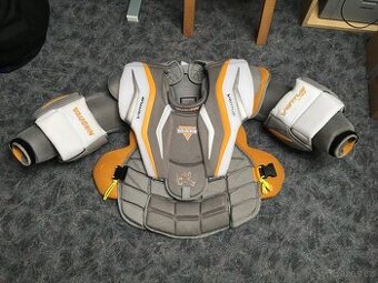 Brankařská výstroj