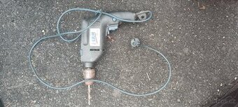 Příklepová vrtačka