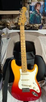 Fender Player Plus Stratocaster MN Tequila Sunrise Elektrick