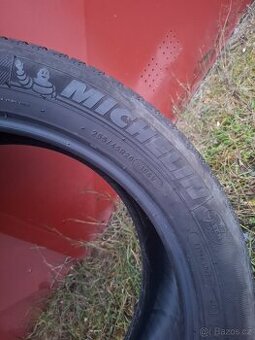 Letní  pneu Michelin 255/45 R20 DOT 0622