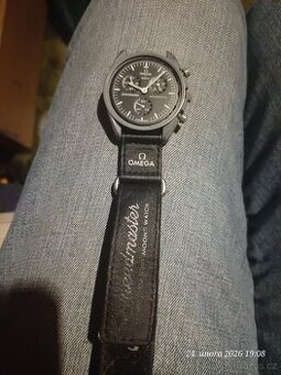 omega x swatch hodinky