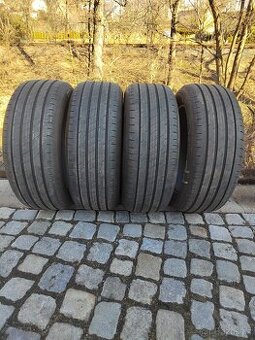 Prodám letní pneu 235/55/18 Goodyear Eficient grip 2 100V
