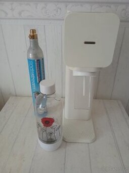 Sodastream + bombička + láhev
