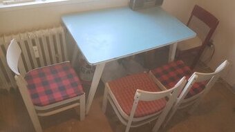 jídelní stůl (60.roky Expo Brusel)