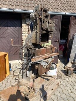 Stojanová hranová dlabačka