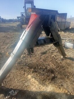 Nohy vyvážecí vlek