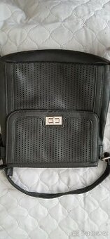 Dámská crossbody kabelka