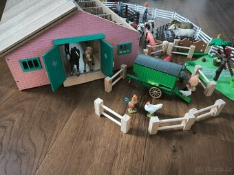 Stáj Schleich - velká, zvířátka,kurník,zahrádka