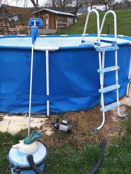 Bazén kompletní prodám