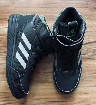 Adidas kotníčkové podzimní/zimni tenisky