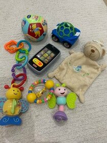 Hračky pro miminko, oball autíčko, dětský telefon
