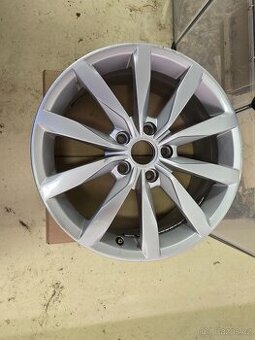 Elektrony Volkswagen Golf, 17 palců