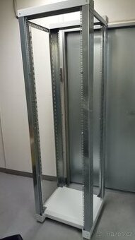 RACK Stojanový rozvaděč RSX dvoudílný - 1