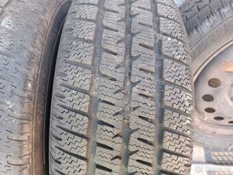 Zimní pneu 195/60 r 16 c