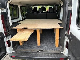 Prodám vestavbu na spaní do Opel Vivaro nebo Renault Trafic