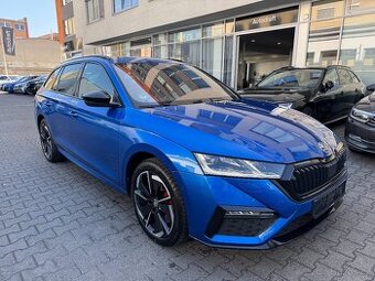 Škoda Octavia 4iV RS 1.4eTSI 180kW DSG Webasto Kamera DCC