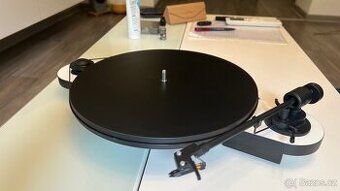 Gramofon PROJECT ELEMENTAL