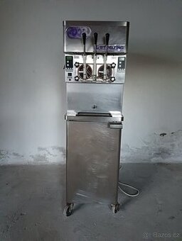 Zmrzlinový stroj + tříšťovač obojí na 220V