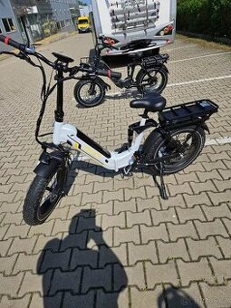 Skládací elektrické kolo