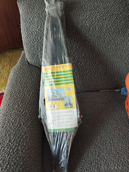 STŘEŠNÍ NOSIČ NA JÍZDNÍ KOLA NA AUTO  4 kusy