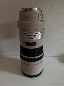 CANON EF 300 mm f/4 L IS USM
