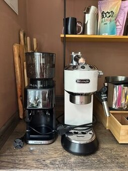 Kávovar Delonghi Dedica EC + mlýnek Siguro