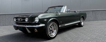 Ford Mustang Convertible
