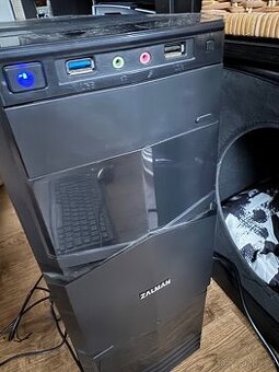 Kancelářský PC i3-7100 3.9ghz 8gb ram a SSD w10
