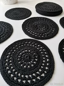 Háčkované postírání 6 ks