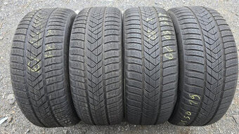 Zimní pneu 235/50/19 Pirelli