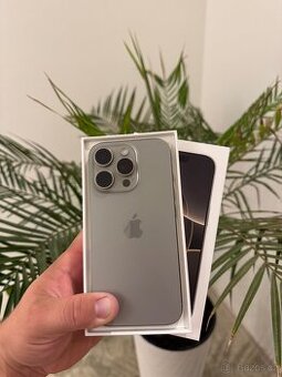 iPhone 16 Pro 256GB Přírodní Titan 94% TOP stav
