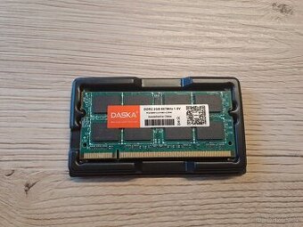 2 kusy 2 GB DDR2 pamětí do notebooku