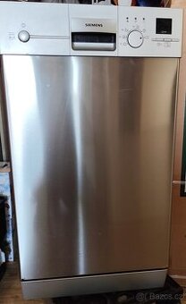 Myčka nádobí 45cm, Siemens SF25M854EU/15 bez horní desky.