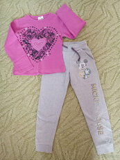 Dívčí tepláky a tričko
